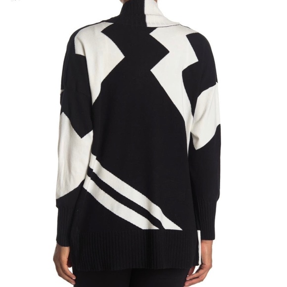 CYRUS Cocoon Color Block Cardigan Sweater in Black Eggnog - Picture 3 of 4